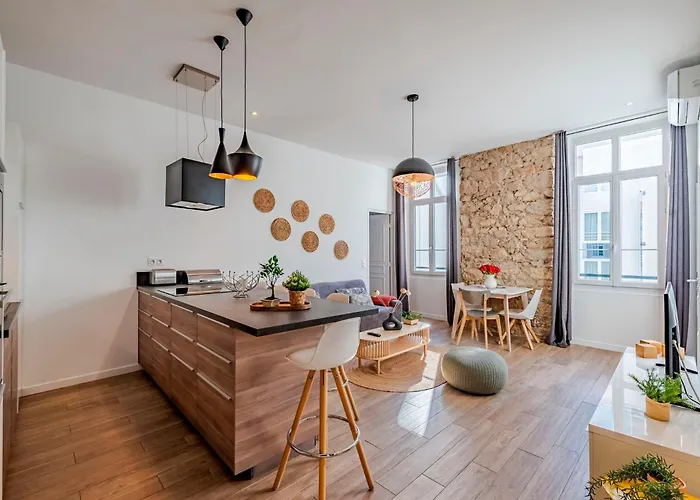 Fabulous Family 2Br - Prime Location, Walk To Beach & Shopping - By Totolulu Cannes Yellow Corner
